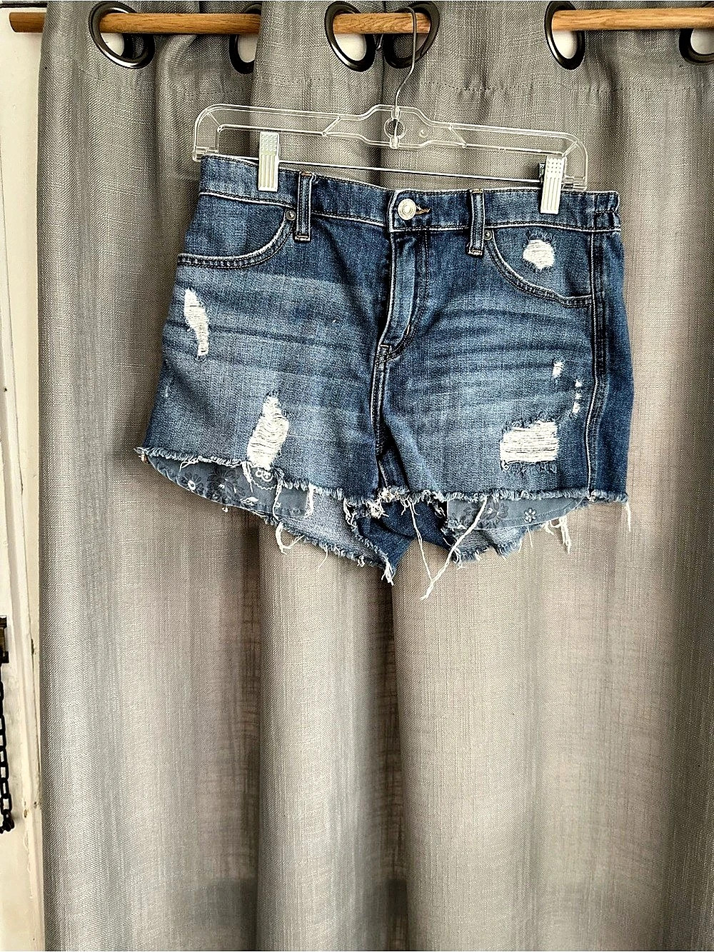 aerie Distressed Denim Jean Shorts in Blue Size Small